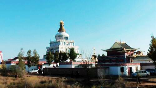 杭锦旗菩提济渡寺（沙日特漠图庙）