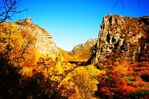 美丽图坝契丹风情旅游景区（老爷洞沟风景区）