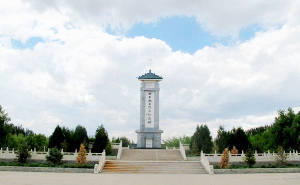 五原抗战纪念碑